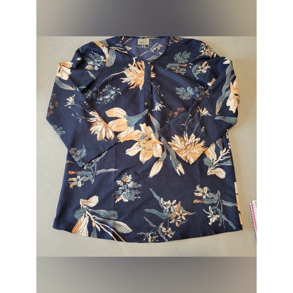 Vero Moda Navy Blue Floral Long Sleeves Top Size Small